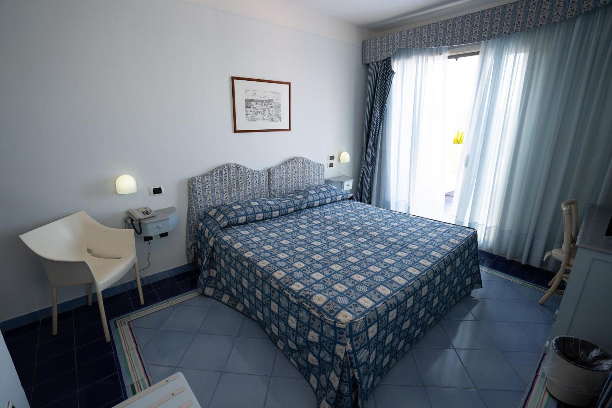 Hotel Santa Caterina ปาลีนูโร ภายนอก รูปภาพ
